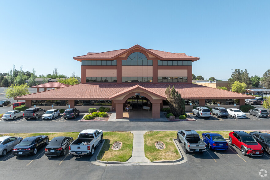 2400 Trawood Dr, El Paso, TX for lease - Building Photo - Image 2 of 12