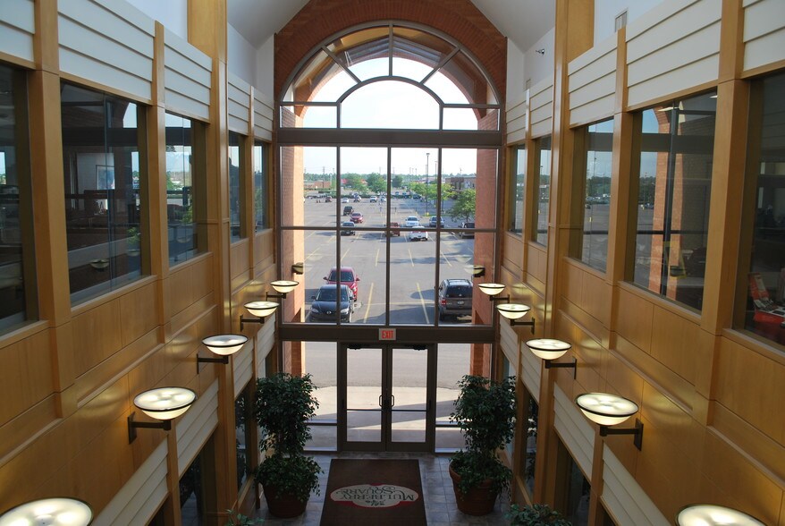 1077 State Route 28, Milford, OH for lease - Lobby - Image 3 of 3