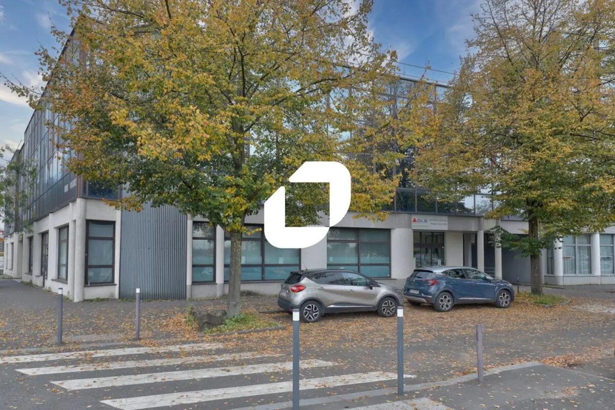 Office in Bonneuil-sur-Marne for lease Building Photo- Image 1 of 5