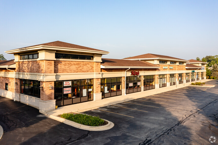 440 E Roosevelt Rd, West Chicago, IL for lease - Building Photo - Image 1 of 6