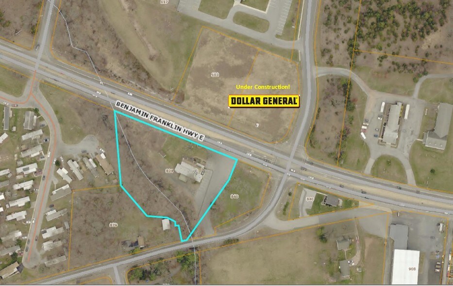 824 Ben Franklin Hwy, Douglassville, PA for sale - Aerial - Image 1 of 1