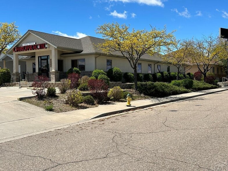 2027 Columbia Dr, Pueblo, CO for sale - Primary Photo - Image 1 of 22