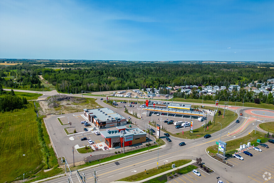 184 Leva, Red Deer County, AB for lease - Aerial - Image 3 of 7