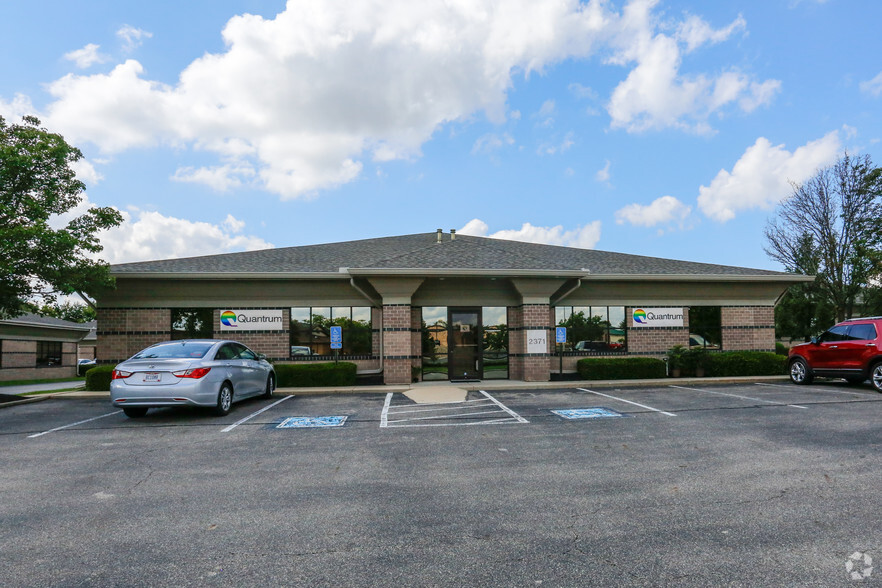 2369-2371 Lakeview Dr, Dayton, OH for lease - Building Photo - Image 2 of 5