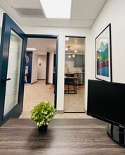 4045 S Broadway, Englewood, CO for lease Building Photo- Image 1 of 1