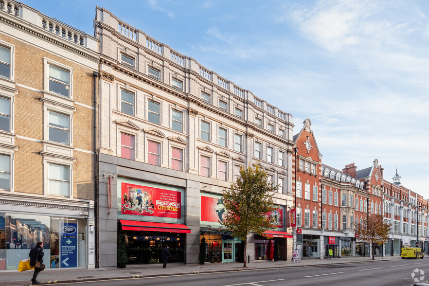 213-215 Tottenham Court Rd, London for lease - Building Photo - Image 2 of 3