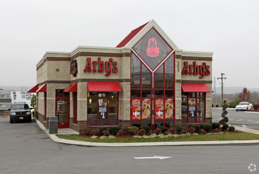 7689 Highway 70 S, Bellevue, TN for sale - Primary Photo - Image 1 of 3