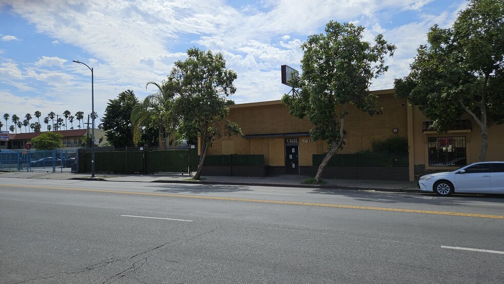 5017 S Western Ave, Los Angeles, CA for lease - Building Photo - Image 2 of 52