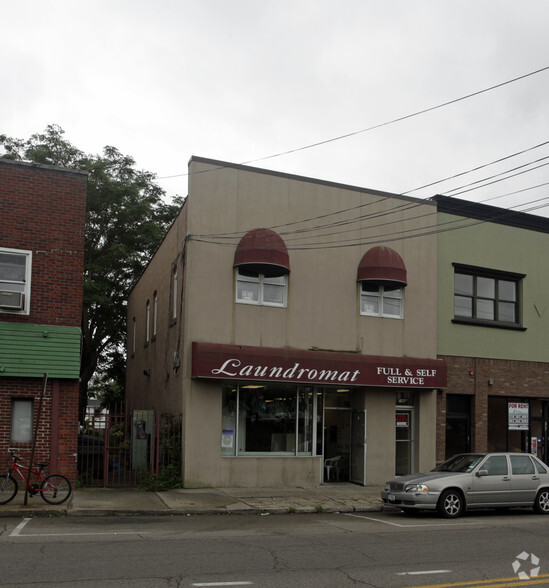 188 W Main St, Patchogue, NY for sale - Primary Photo - Image 1 of 1