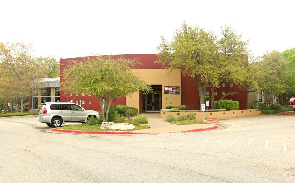 10001 Stonelake Blvd, Austin, TX for sale - Primary Photo - Image 1 of 1