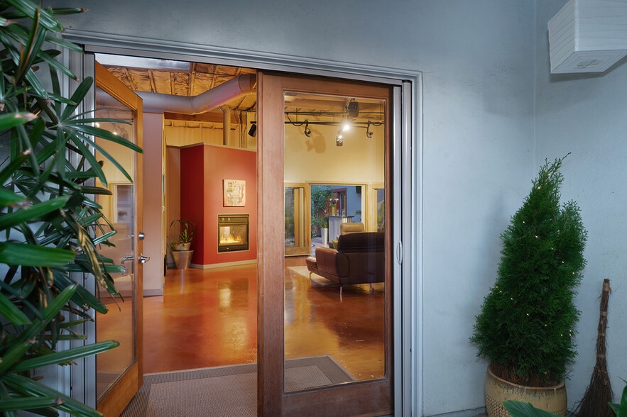 2101 28th St, Sacramento, CA for sale - Building Photo - Image 3 of 11