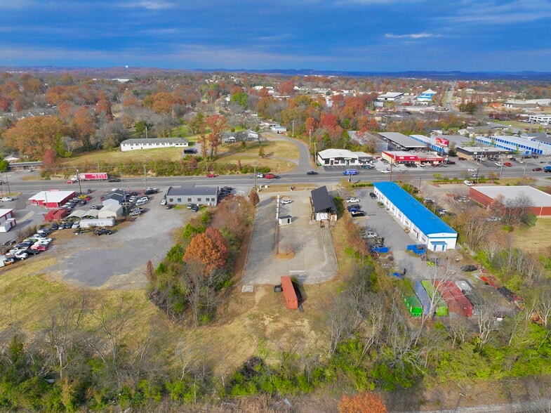 669 W Main St, Hendersonville, TN for lease - Building Photo - Image 2 of 7