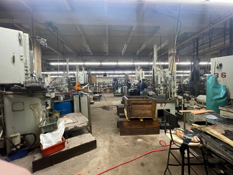 3212-3256 W Lake St, Chicago, IL for sale - Interior Photo - Image 3 of 6