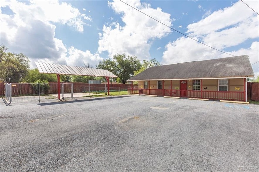 2718 E Main Ave, Alton, TX for sale - Primary Photo - Image 1 of 1
