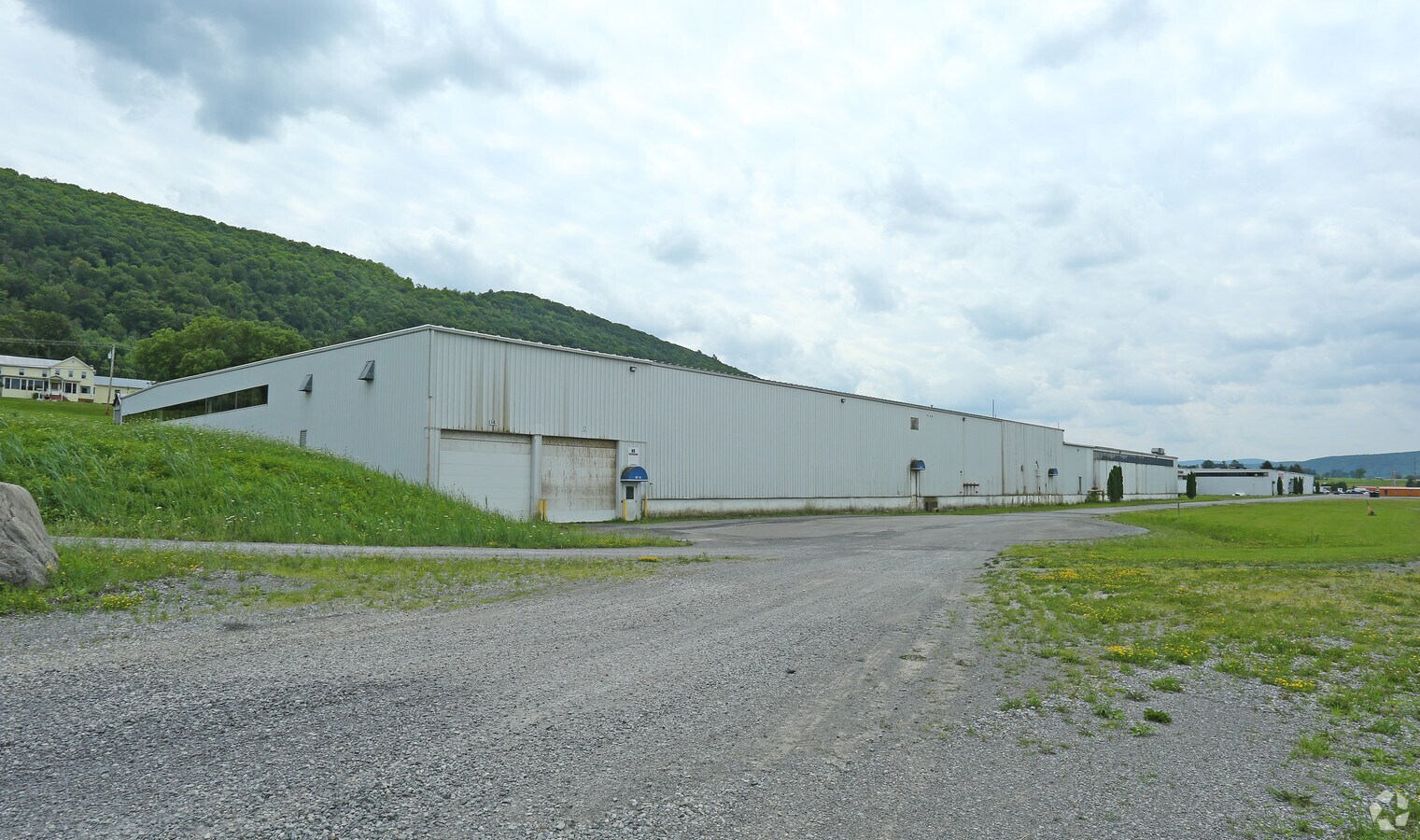 118184 Aker Dr, Cobleskill, NY 12043