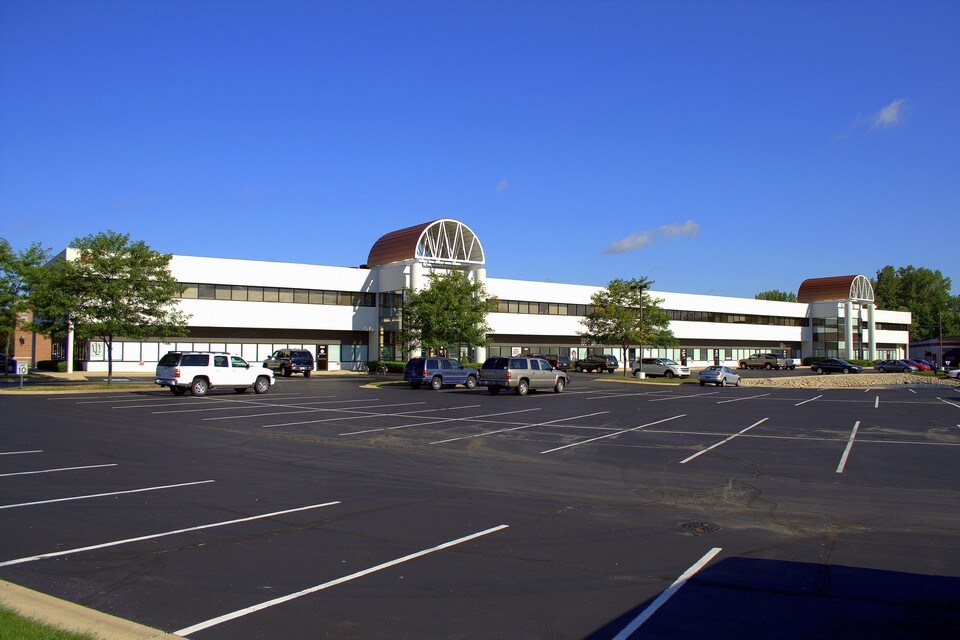 160 W Carmel Dr, Carmel, IN 46032 Kirby Park East Office Suites