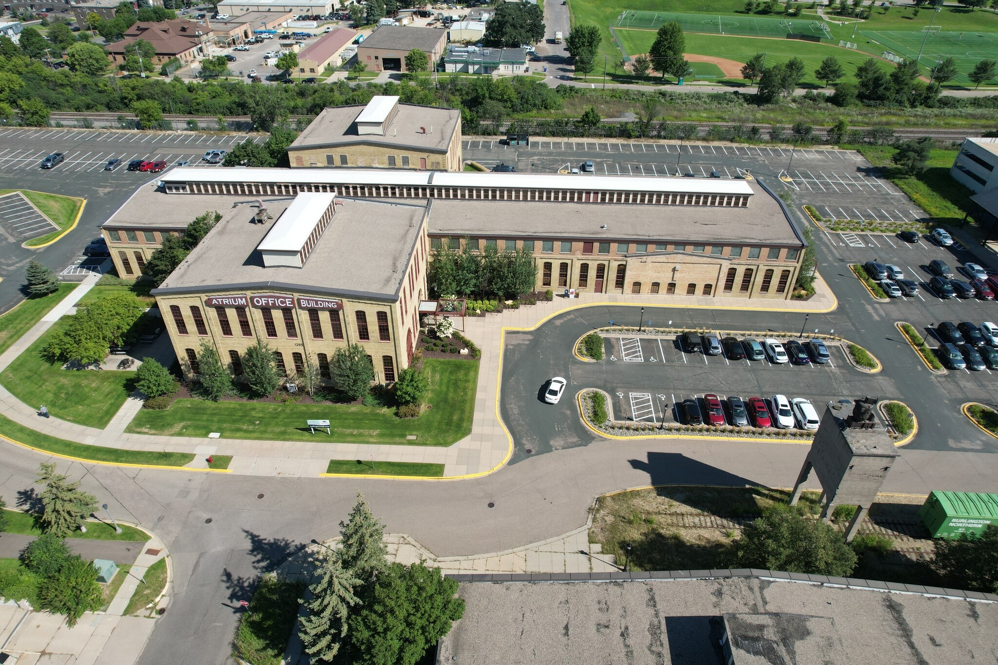 1295 N Bandana Blvd, Saint Paul, MN for lease Building Photo- Image 1 of 4