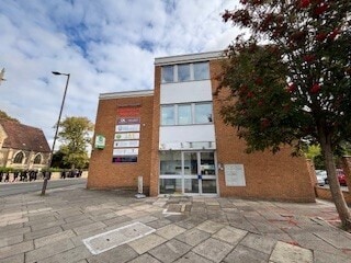 2-10 St. Johns St, Bedford for lease - Building Photo - Image 1 of 5