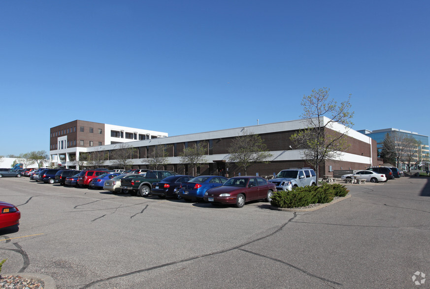 4567 American Blvd W, Bloomington, MN for lease - Primary Photo - Image 1 of 6