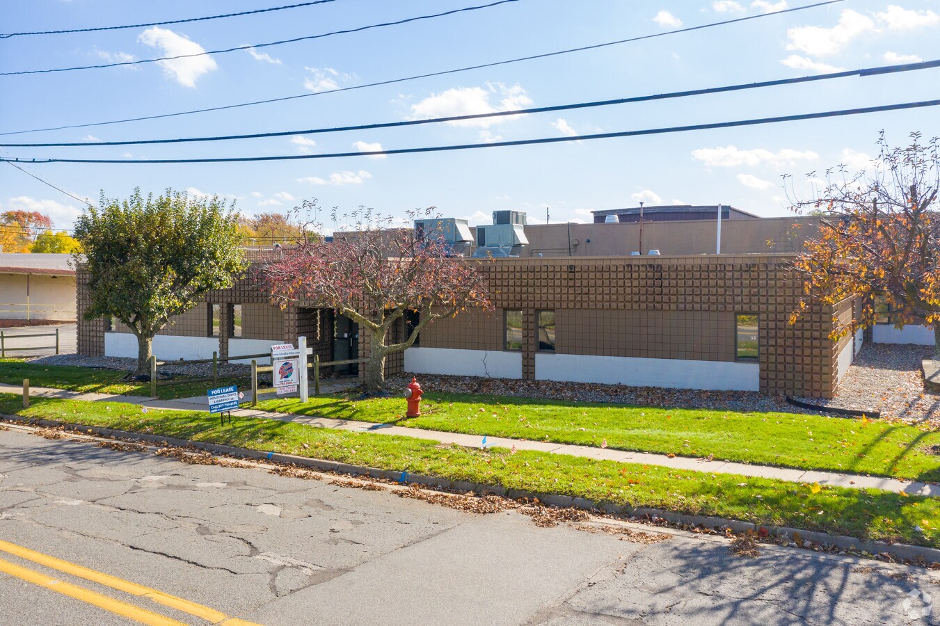 1623 Wildwood Ave, Jackson, MI 49202