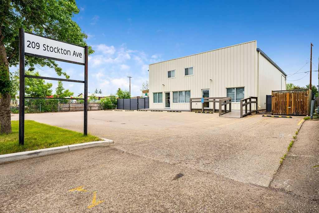209 Stockton Av, Okotoks, AB for sale Building Photo- Image 1 of 1
