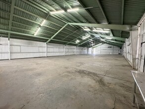 1449 Mesa View St, Hemet, CA for lease Interior Photo- Image 1 of 17