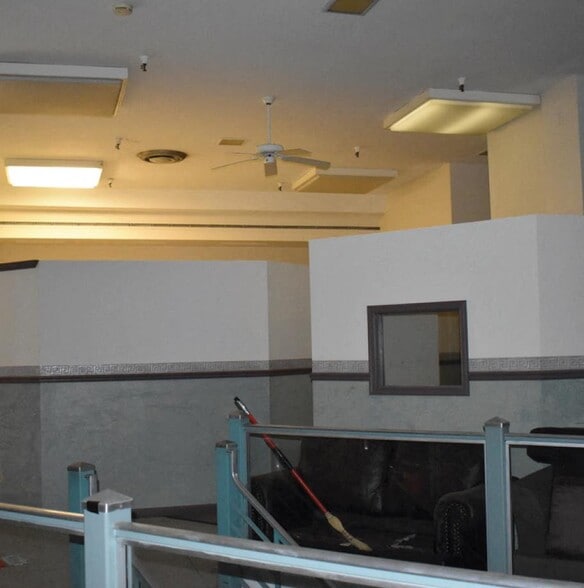 140-134 Washington Ave, Endicott, NY for lease - Building Photo - Image 1 of 5