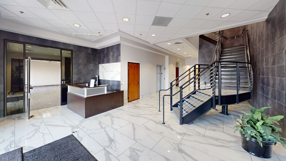 3007 W Horizon Ridge Pky, Henderson, NV for lease - Interior Photo - Image 3 of 9