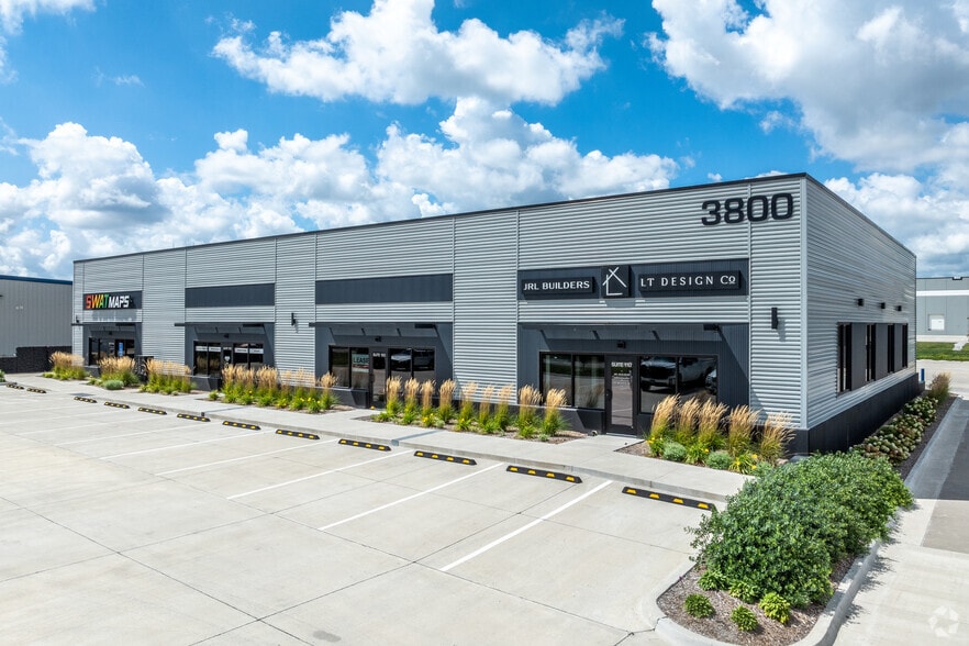 3800 SE Beisser Dr, Grimes, IA for lease - Building Photo - Image 1 of 9