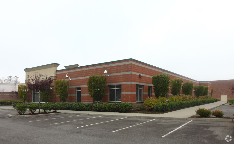 11515 Canyon Rd E, Puyallup, WA for lease - Building Photo - Image 3 of 3