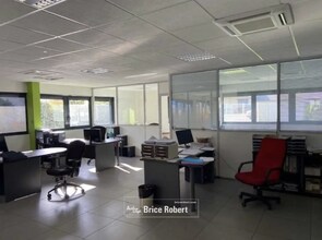 8 Bis Avenue Docteur Schweitzer, Meyzieu for lease Construction Photo- Image 2 of 6