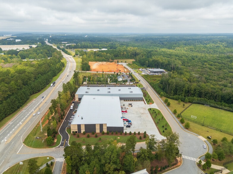 1001 Moba Dr, Peachtree City, GA for lease - Building Photo - Image 2 of 8