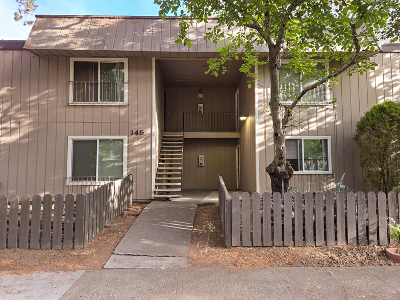 145 Lincoln St, Santa Rosa, CA for sale - Building Photo - Image 2 of 33