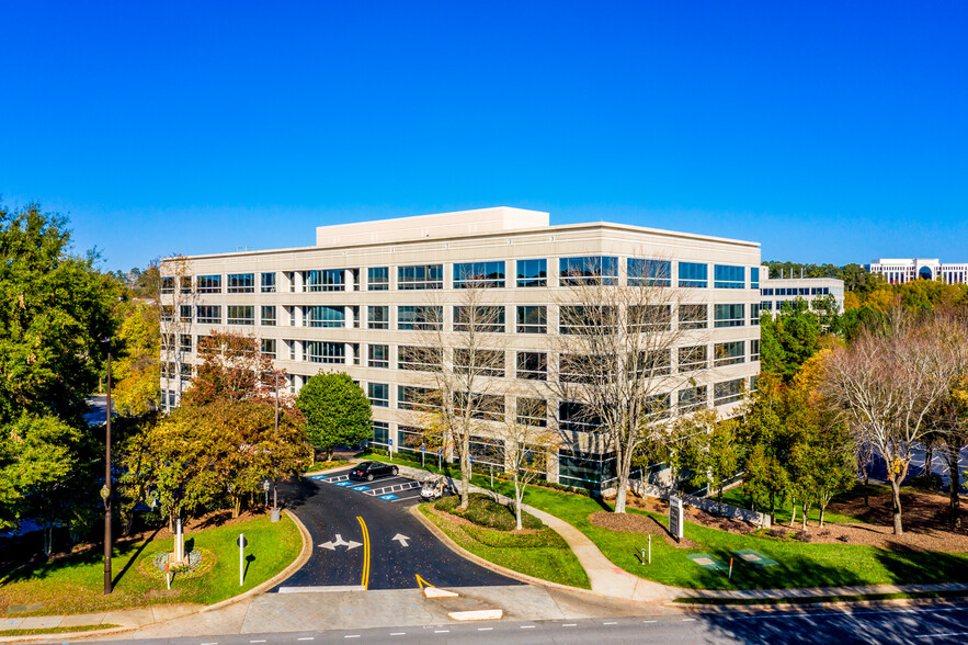 2520 Northwinds Pky, Alpharetta, GA for lease - Building Photo - Image 3 of 19