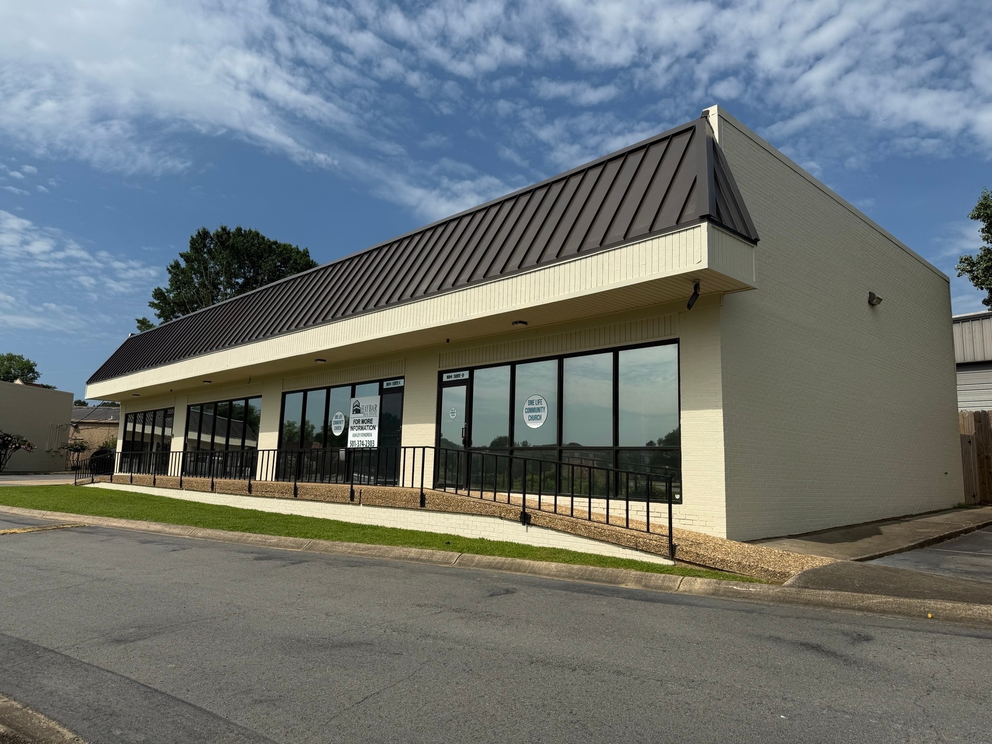 1604 Merrill Dr, Little Rock, AR for lease Interior Photo- Image 1 of 4