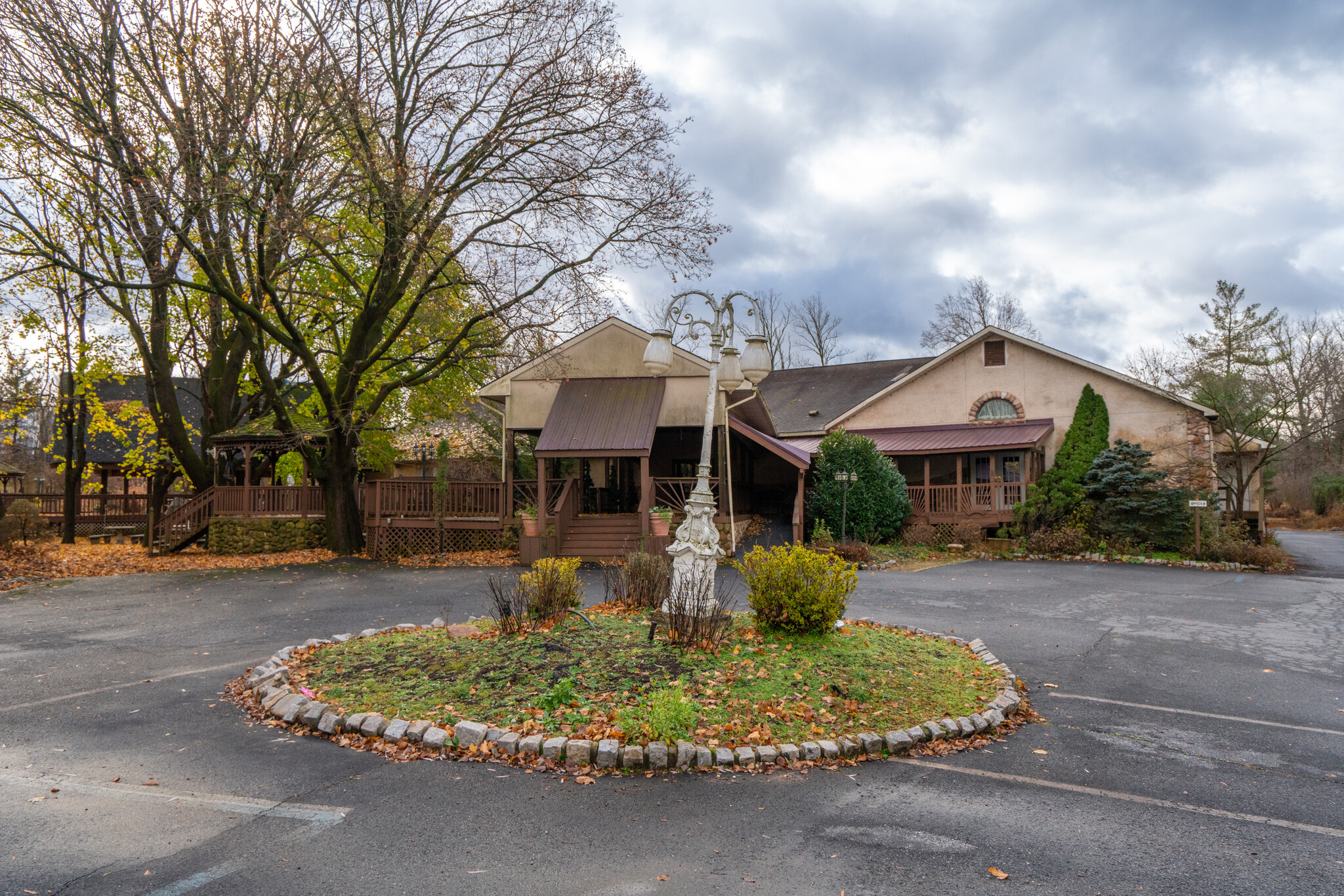 1770 Meadows Rd, Hellertown, PA for sale Primary Photo- Image 1 of 1