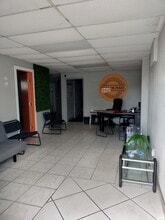 835 NW 7th Ter, Fort Lauderdale, FL for lease Interior Photo- Image 2 of 5