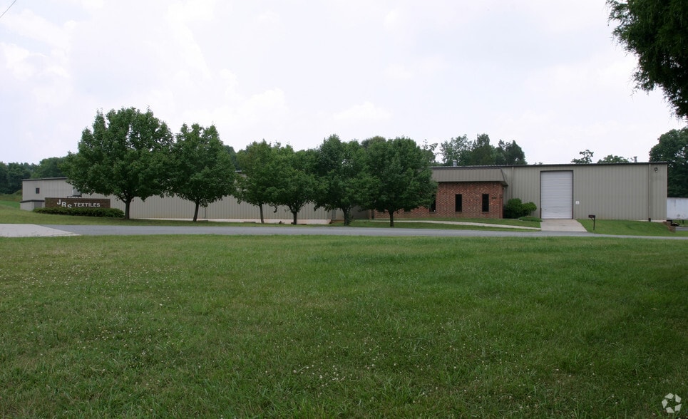 2824 Anthony Rd, Burlington, NC for lease - Building Photo - Image 3 of 7