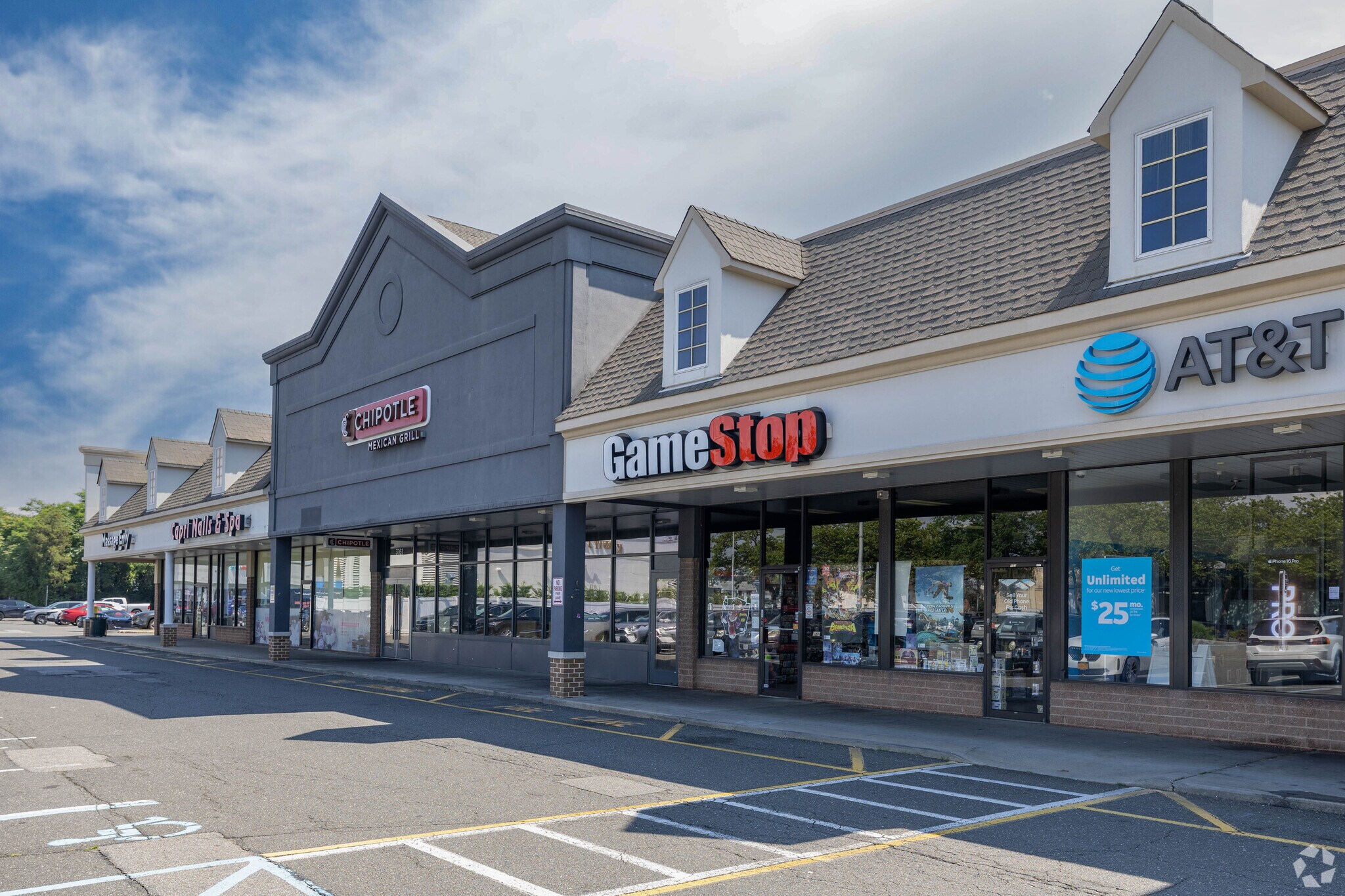 3133-3199 Long Beach Rd, Oceanside, NY for lease Primary Photo- Image 1 of 2