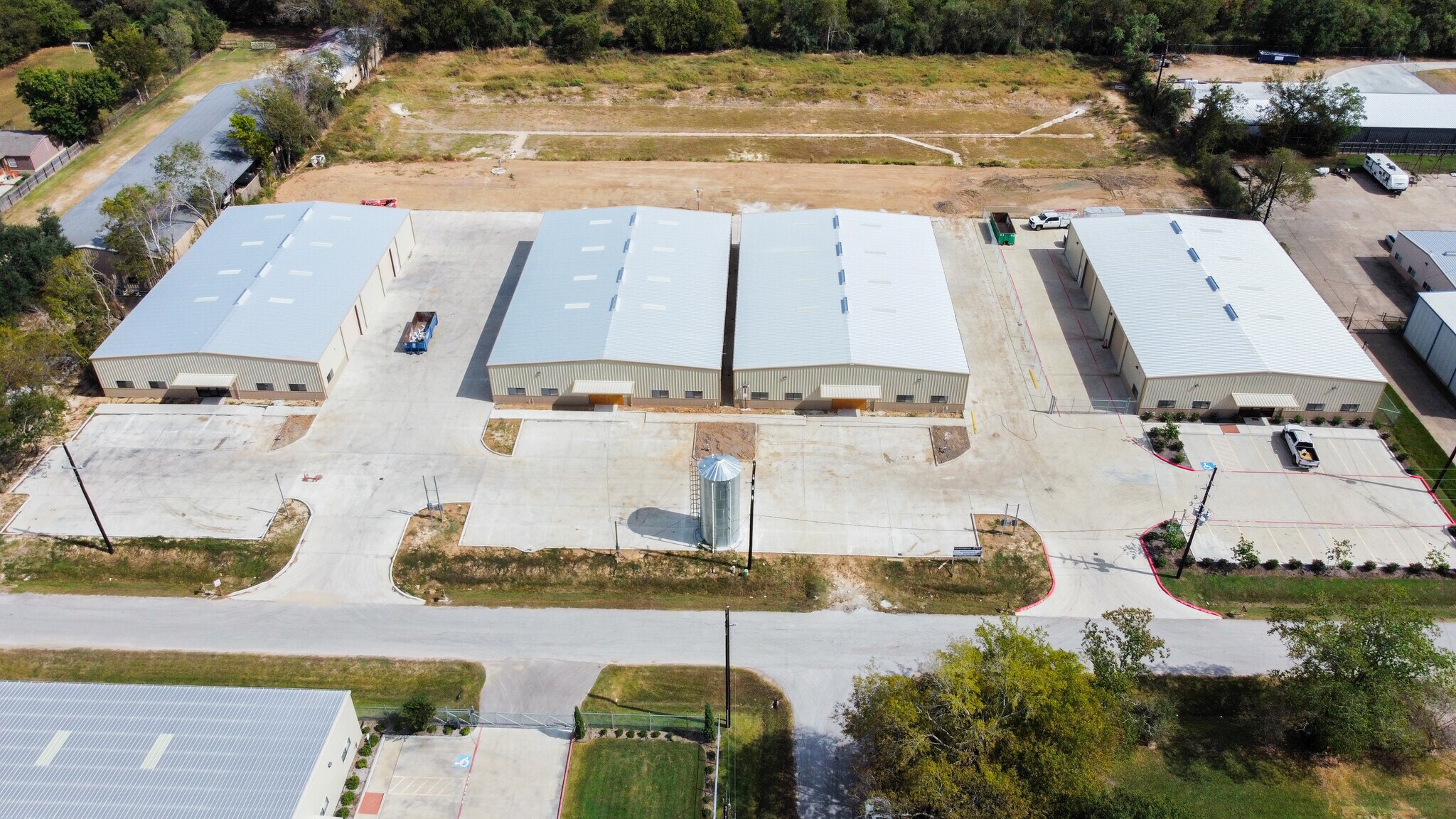 3410 longhorn dr houston tx 77084 9 600 sf stand alone office