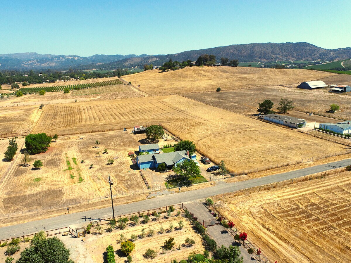 2606 Knob Hill Rd, Sonoma, CA 95476