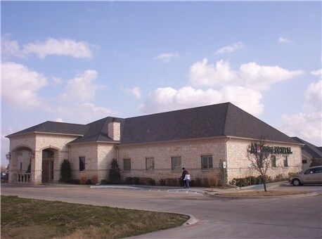 7748 Denton Hwy, Watauga, TX for sale - Building Photo - Image 1 of 1