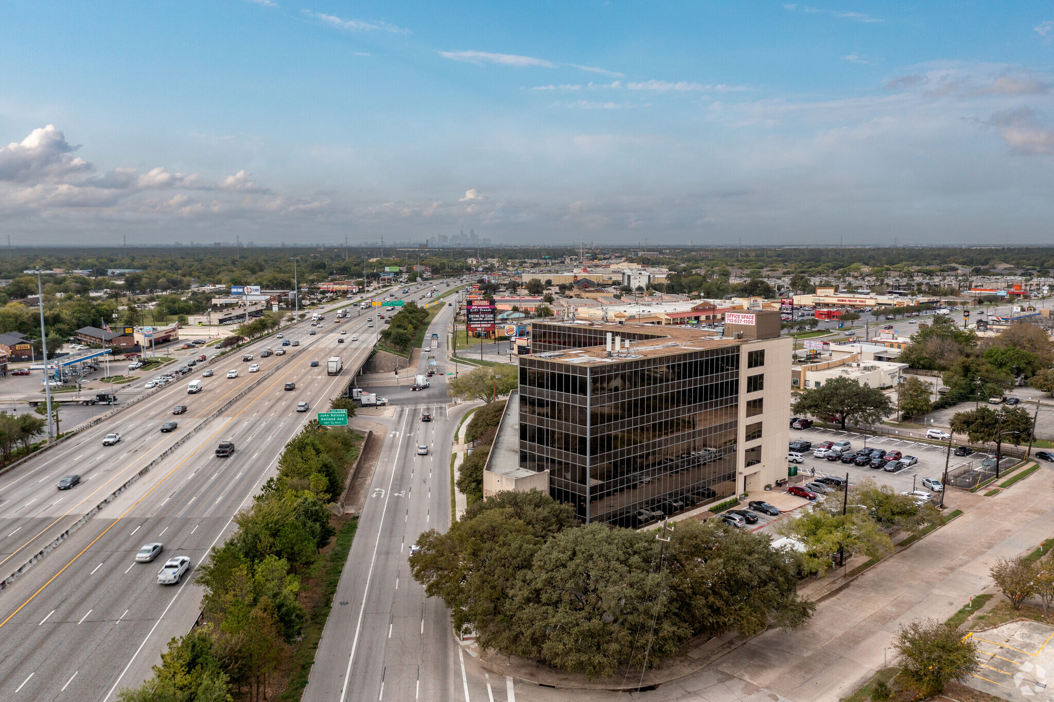 12605 East Fwy, Houston, TX 77015 - Bank of America East Freeway | LoopNet