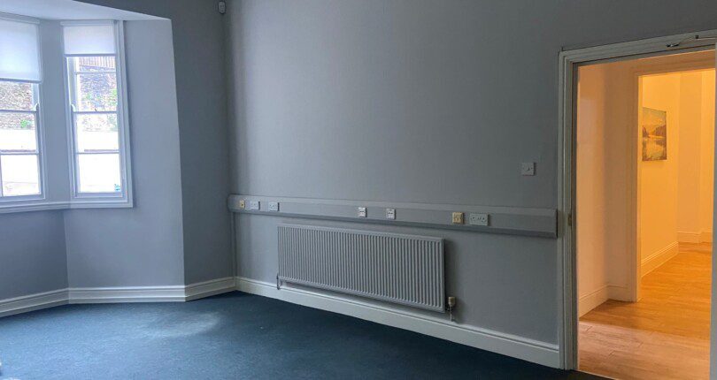 11 Park Sq, Newport for lease Interior Photo- Image 1 of 2