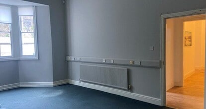 11 Park Sq, Newport for lease Interior Photo- Image 1 of 2