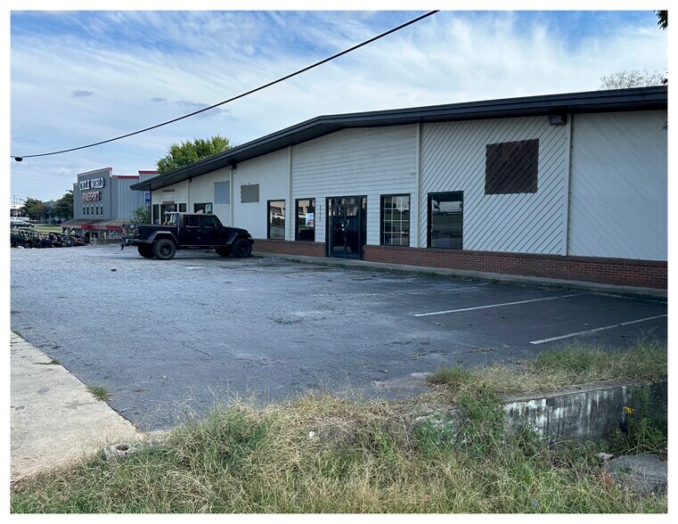 4250 Atlanta Hwy, Bogart, GA for sale - Building Photo - Image 1 of 14