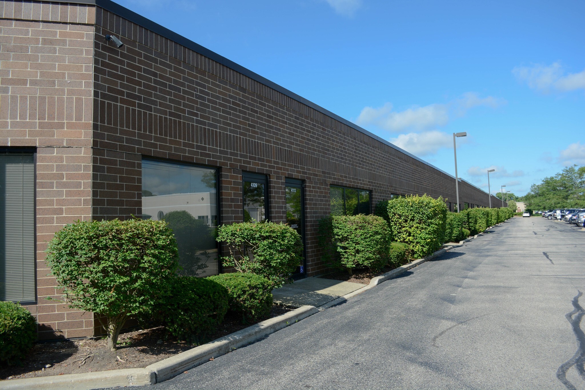 4109-4161 W Orleans St, McHenry, IL for sale Building Photo- Image 1 of 1