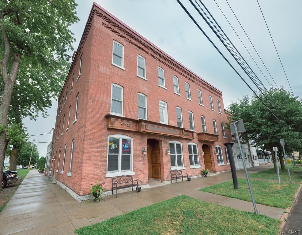 111 W Broadway St, Cape Vincent, NY for sale Building Photo- Image 1 of 1