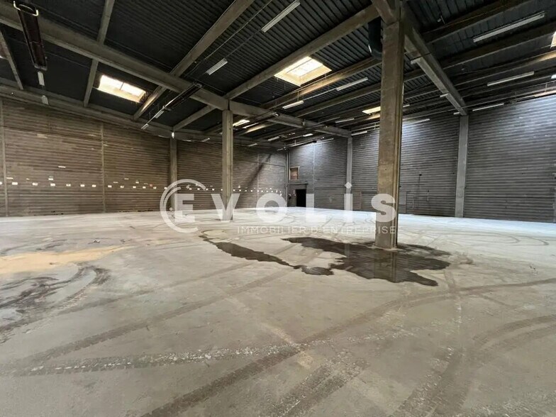 73 Rue Marius Berliet, Arnas for lease - Interior Photo - Image 3 of 15