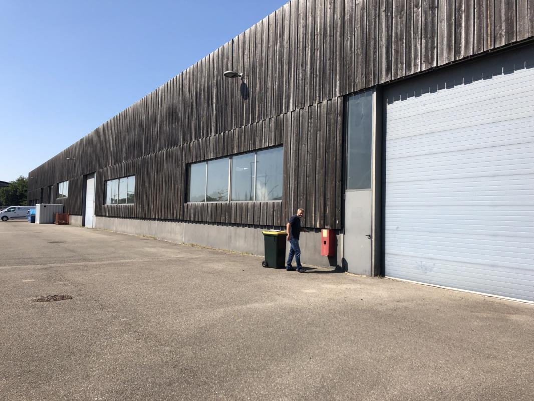 7 Rue Michel Jacquet, Saint-Priest for lease Building Photo- Image 1 of 10